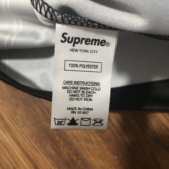 Supreme Soccer Polo – Black/White Pinstripe – Size L - Picture 10 of 13